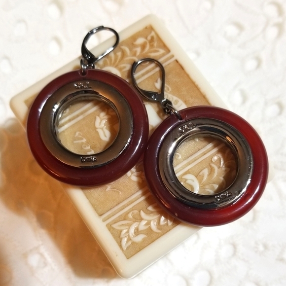 𝅺VTG KJL Kenneth Jay Lane Lucite Crystal Earrings - Picture 4 of 5